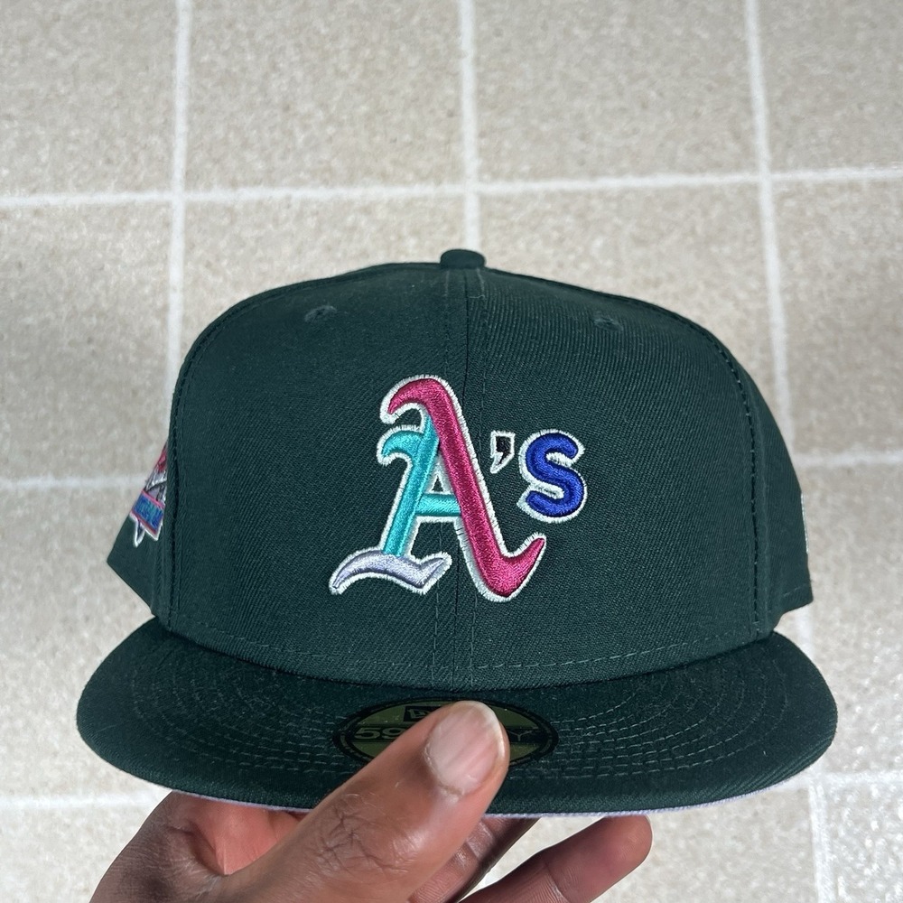 NEW ERA OAKLAND ATHLETICS MENS GREEN POLARLIGHTS 59FIFTY FITTED HAT Size 7 7/8